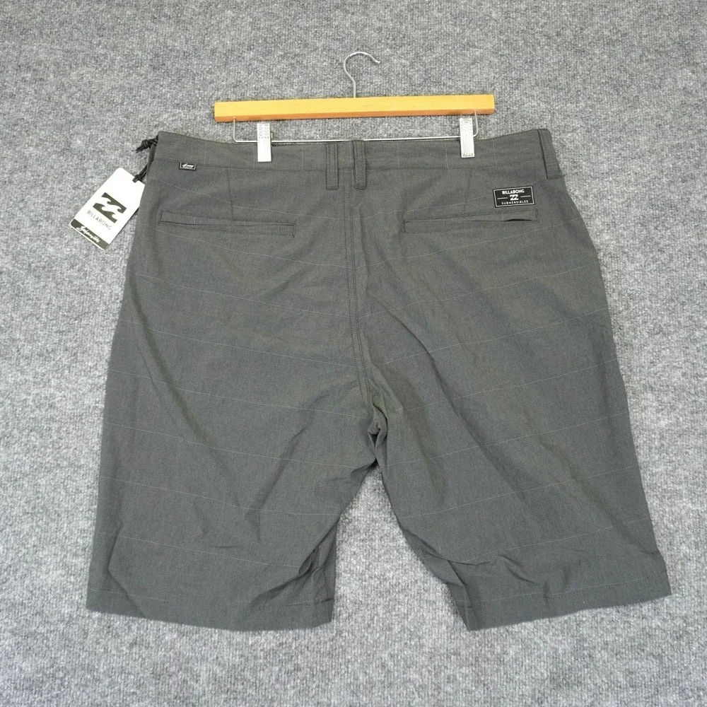 NEW Billabong Hybrid Shorts Mens 38 Grey Submersibles Crossfire X Stretch Plaid
